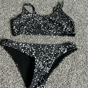 Shein bikini top and bottom size small